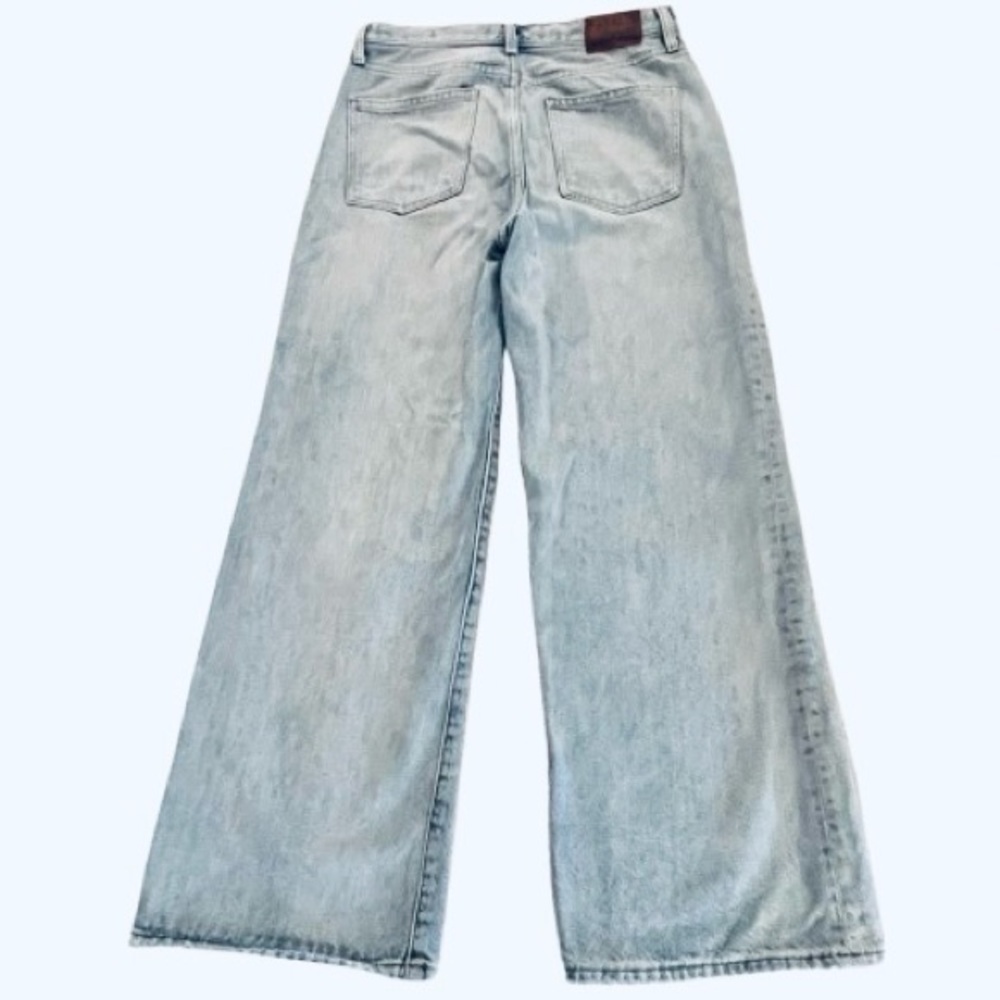 ARITZIA DENIM FORUM -THE FARRAH HIGH RISE WIDE LEG JEAN. Size: 29 - Picture 8 of 12
